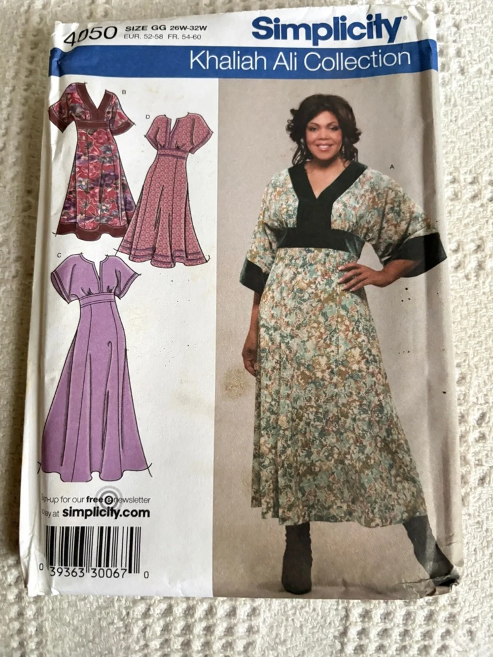 Simplicity Pattern 4050 GG by Khaliah Ali for Women’s Dress